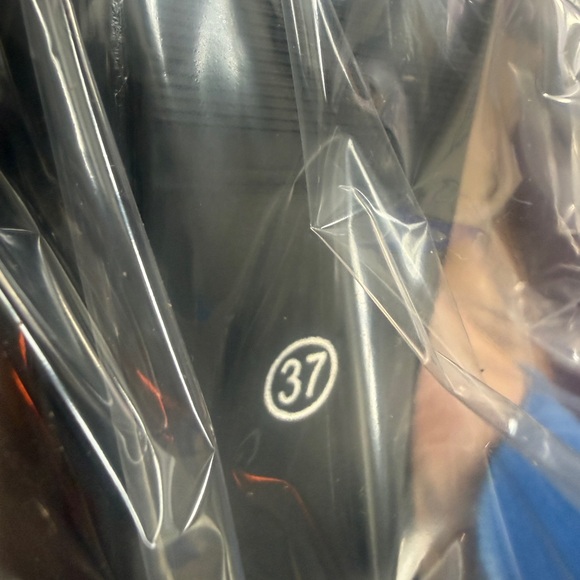 NIB Black Stiletto Heels - Picture 5 of 5